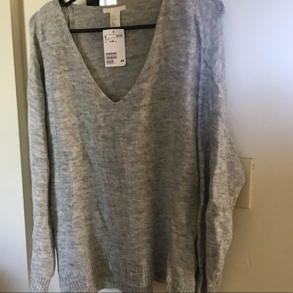 H&M sweater top new with tags